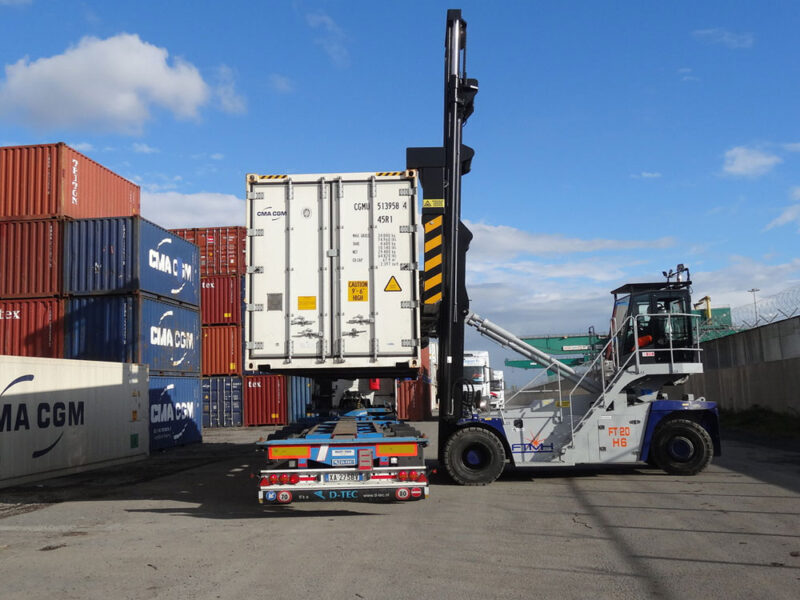Container Handling Equipment Port Cargo Handling Equipment
